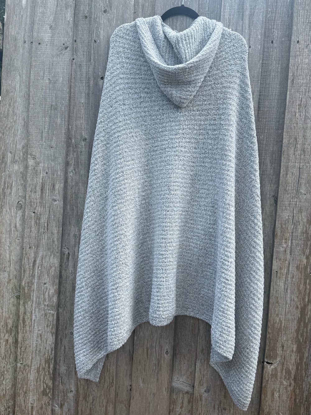 Softies Cozy Hooded Bouclé Wrap Cardigan Poncho Gray One Size NWOT - Picture 5 of 6